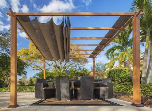 Tonnelle pergola, l'abri au service du jardin, de la terrasse ou de la  piscine !