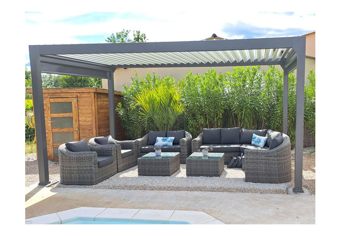 PERGOLA BIOCLIMATIQUE GRIS LAMES BLANCHES MOTORISÉES 3x5 M