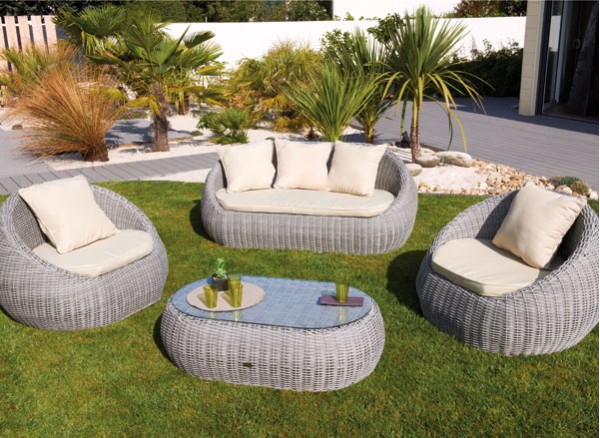 Salon de jardin pour abri en kit avec couverture
