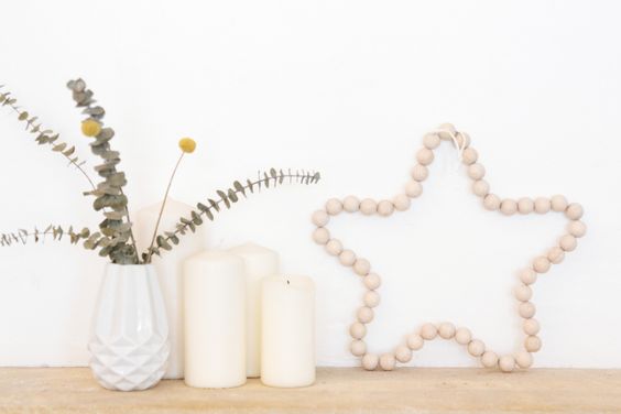 Crédit photo : Pinterest/Hello Blogzine une décoration scandinave avec une étoile en perles