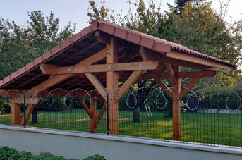 Ils ont opté pour une charpente bois abri et carport…