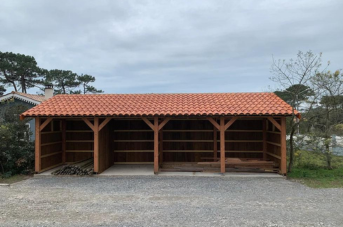Le toit monopente pour une charpente bois : quels sont ses avantages ?