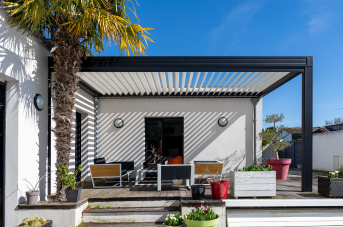 pergola adossée à une maison