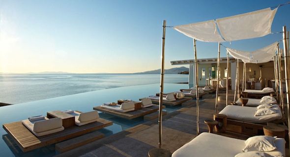 Hotel Cavo Tagoo et sa vue surplombant la mer Egée 
