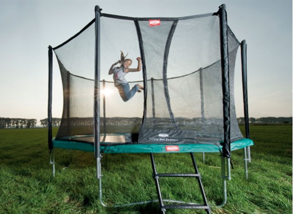 Trampoline large avec filet de sécurité 